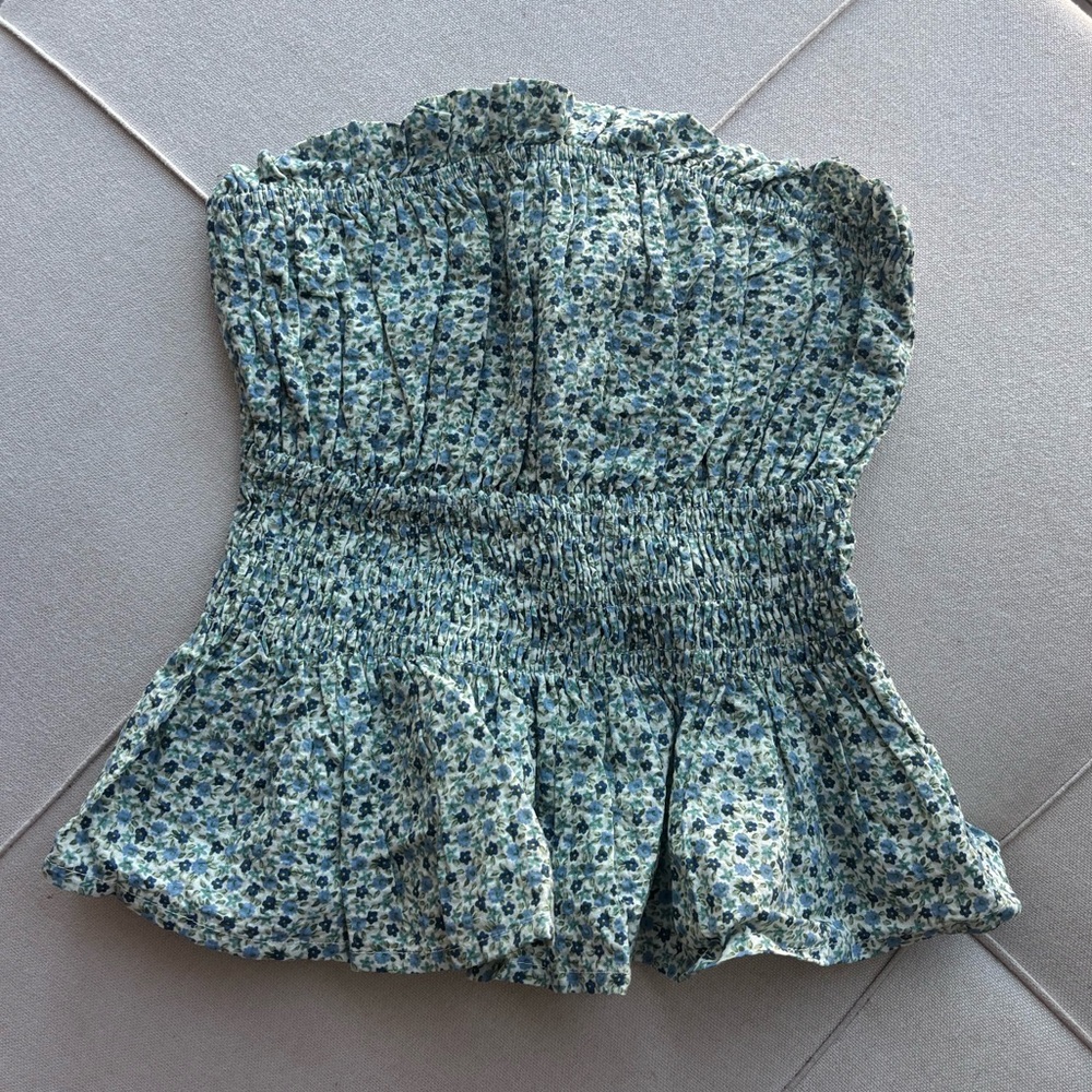 The Latest Scoop Floral Print Tube Top